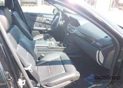 2010 Mercedes-Benz E 350 4Matic из США, поврежденный, VIN WDDHF8HB9AA081197